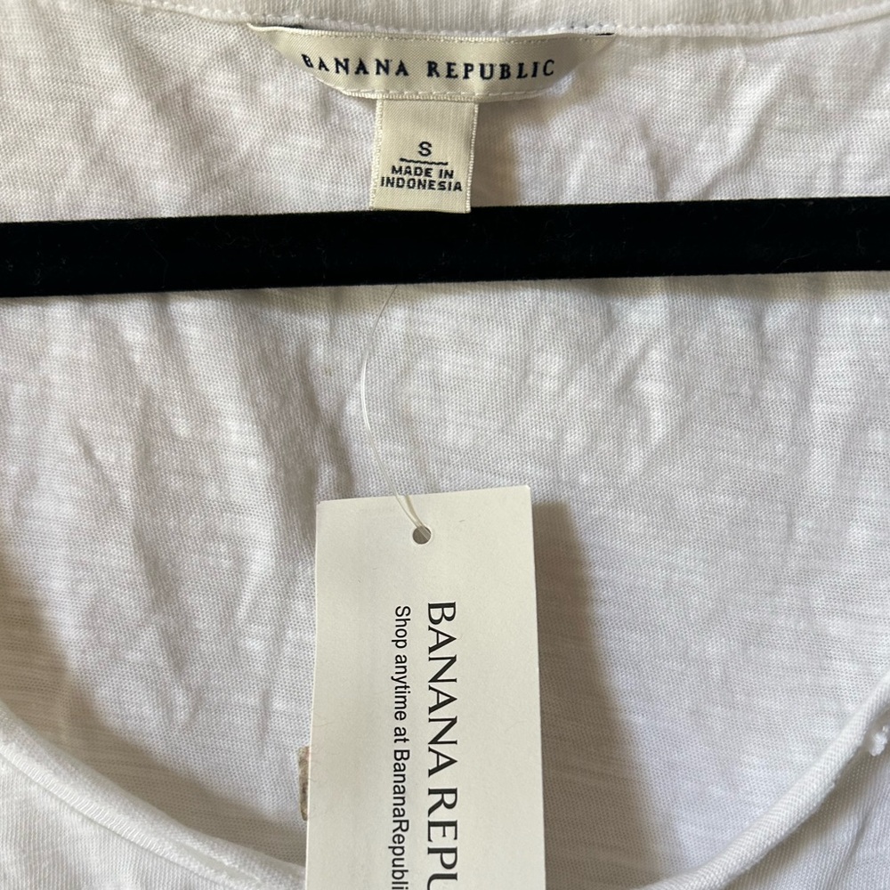 Banana Republic White Layered Ruffle Tank Top - Picture 2 of 2